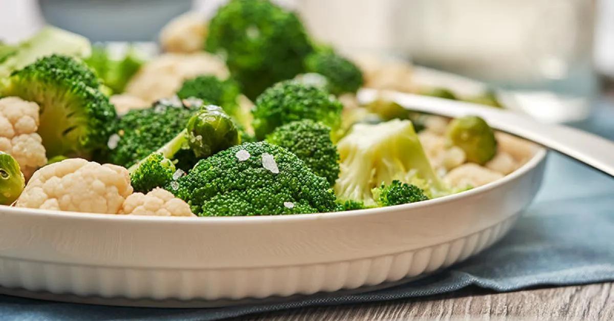 Brokkoli-Blumenkohl-Rosenkohl-Gemüse im Cookit | Simply Yummy