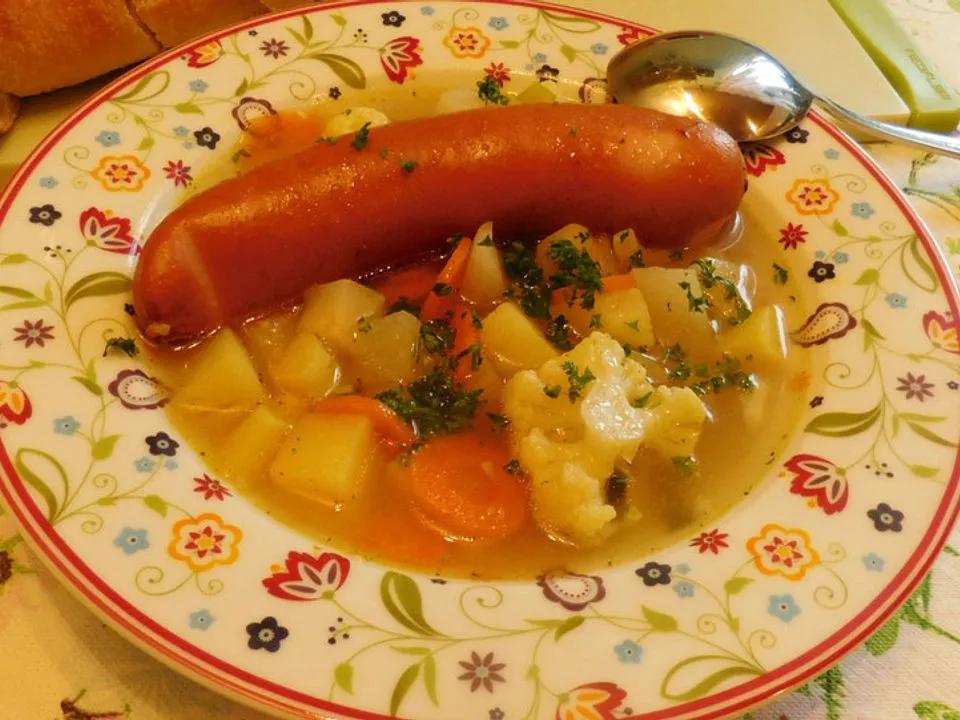 Kartoffel-Gemüse-Eintopf mit Bockwürstchen von Anaid55| Chefkoch