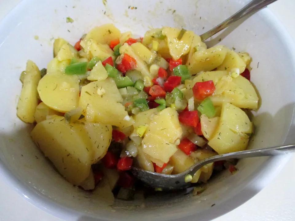 Sommer-Kartoffelsalat ohne Mayonnaise von seffchen | Chefkoch