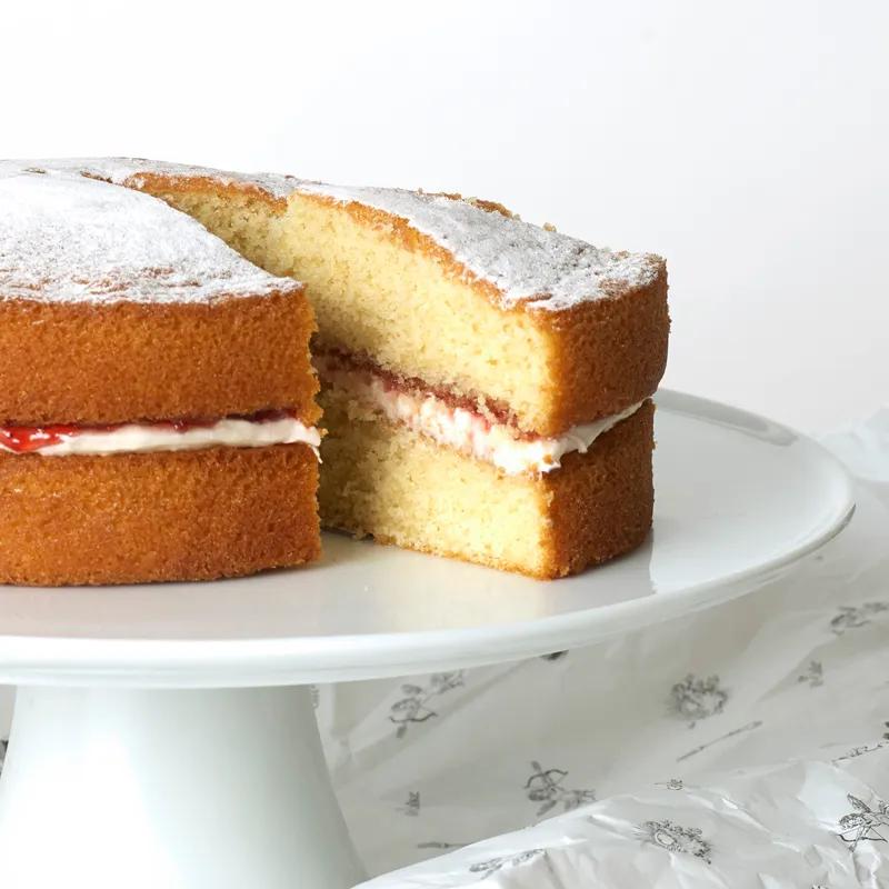 Victoria Sponge Cake. Gift wrapped. Next day delivery.