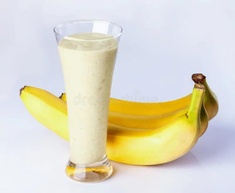 Banane Mit Frischem Saft Der Milch Stockbild - Bild von milch, frischem ...