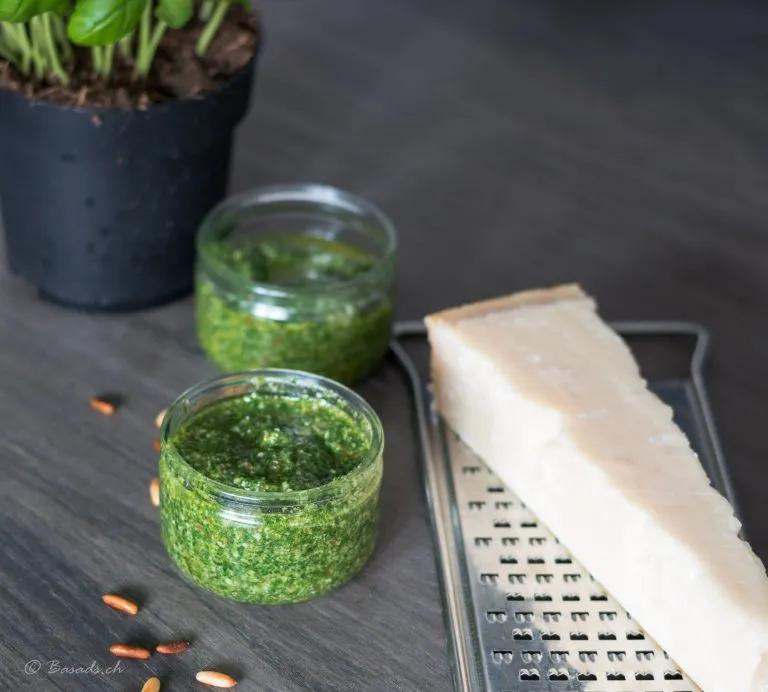 Pesto mit Spinat und Basilikum - grosse Liebe im Glas.