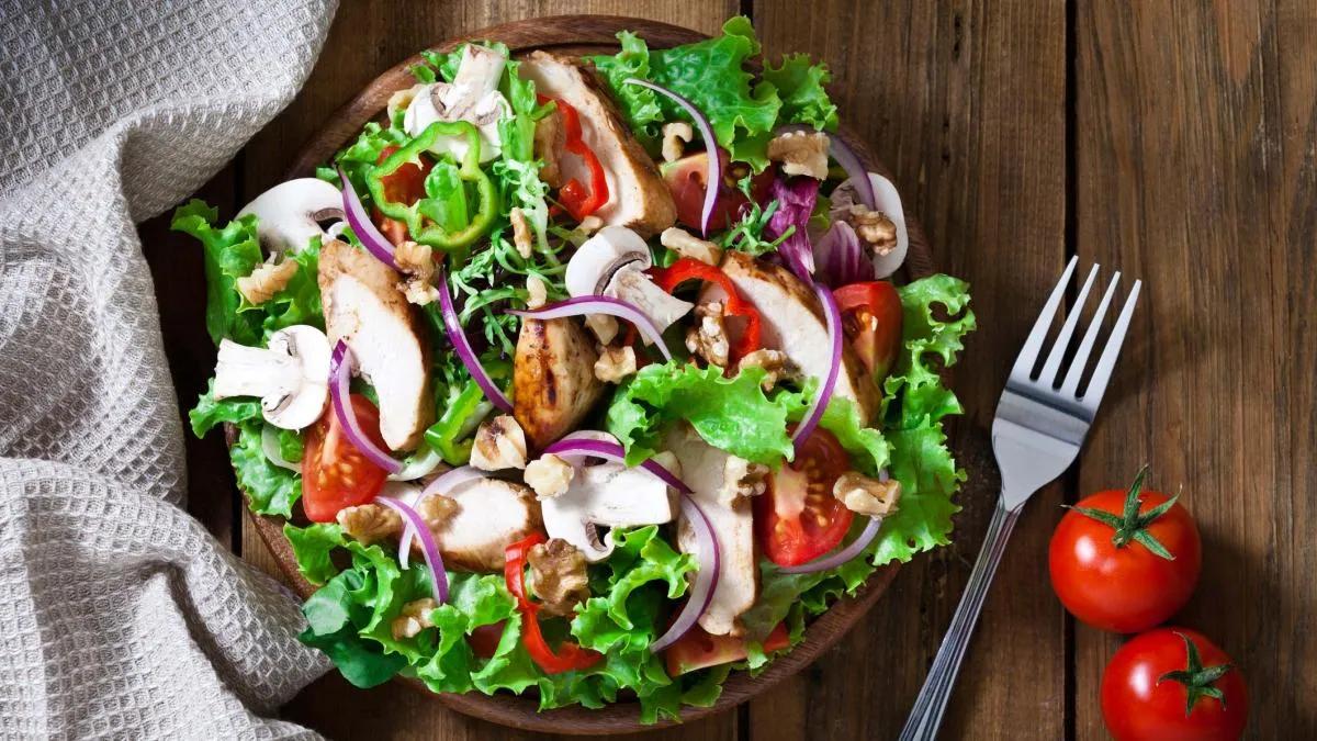 Einfache Salat-Rezepte mit max. 300 Kalorien