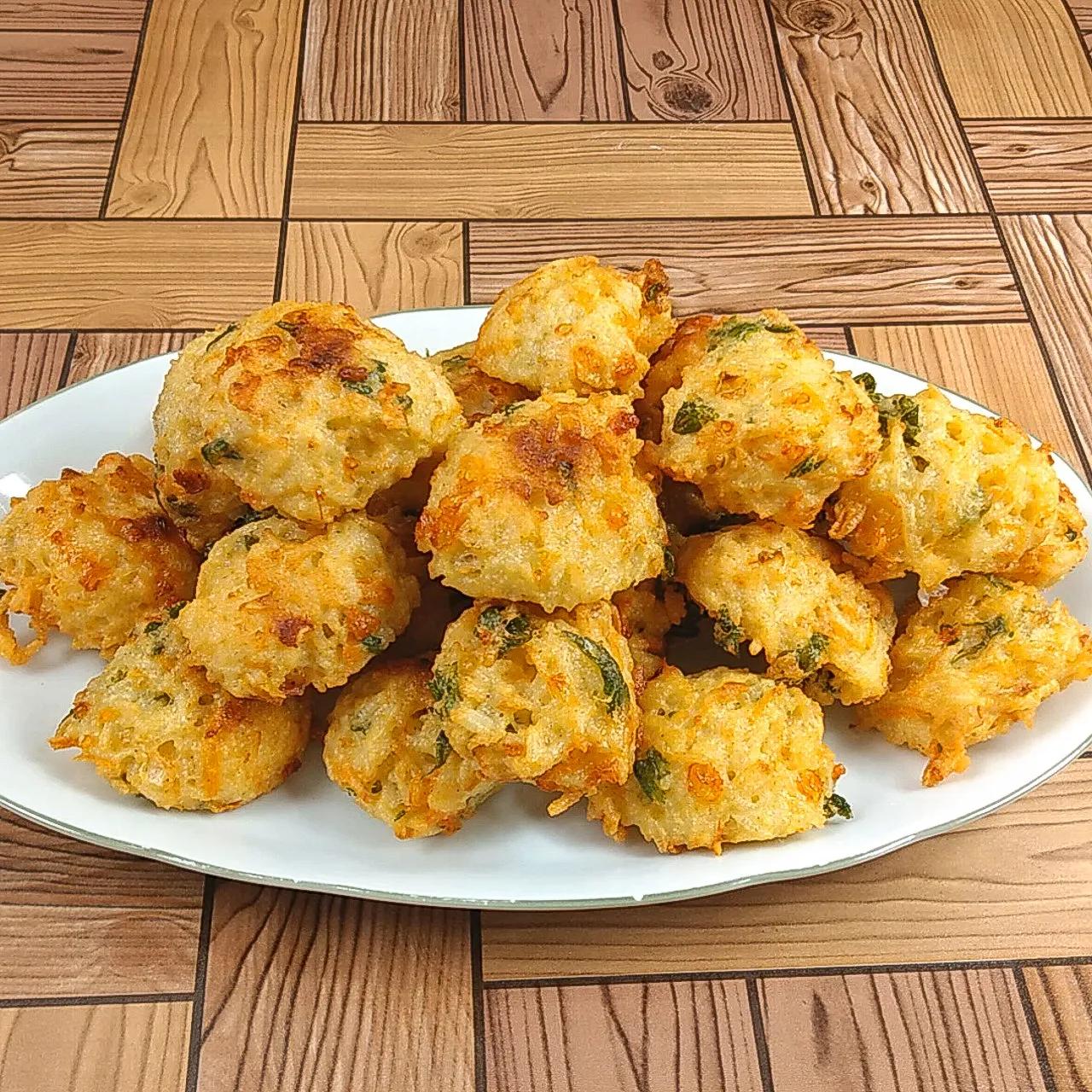 Bolinho Frito de Arroz, Super Delicioso!! - Receitas Aprenda