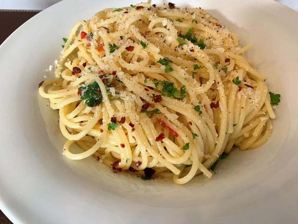 Spaghettini aglio, olio e peperoncino von escape| Chefkoch