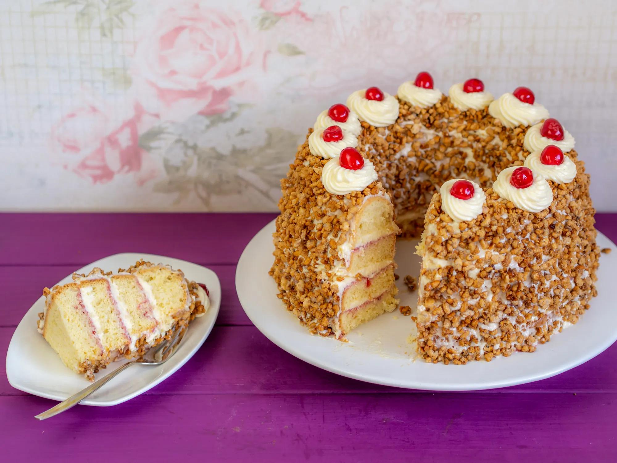 Frankfurter Kranz mit Wiener Masse und selbstgemachtem Krokant - Ofenkieker