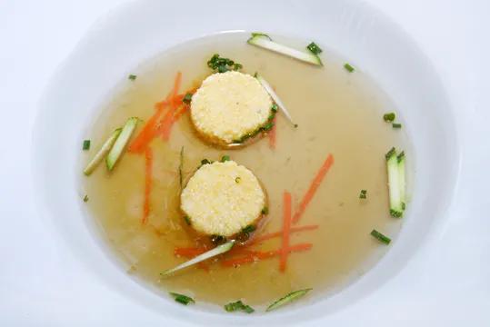Gesundes Oberösterreich - Klare Suppe mit gebratenem Polenta