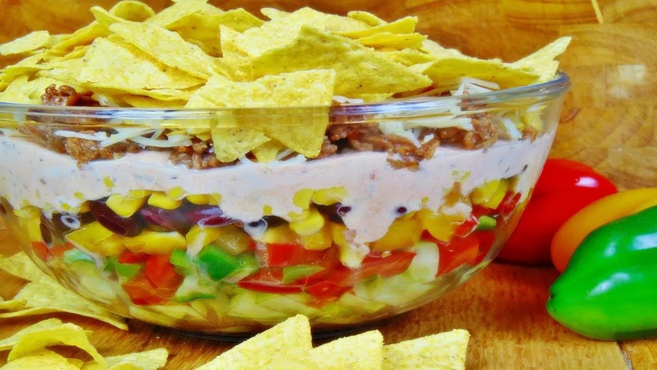 Rezept: Taco Salat / Mexikanischer Partysalat / Tacosalat / Nachosalat ...