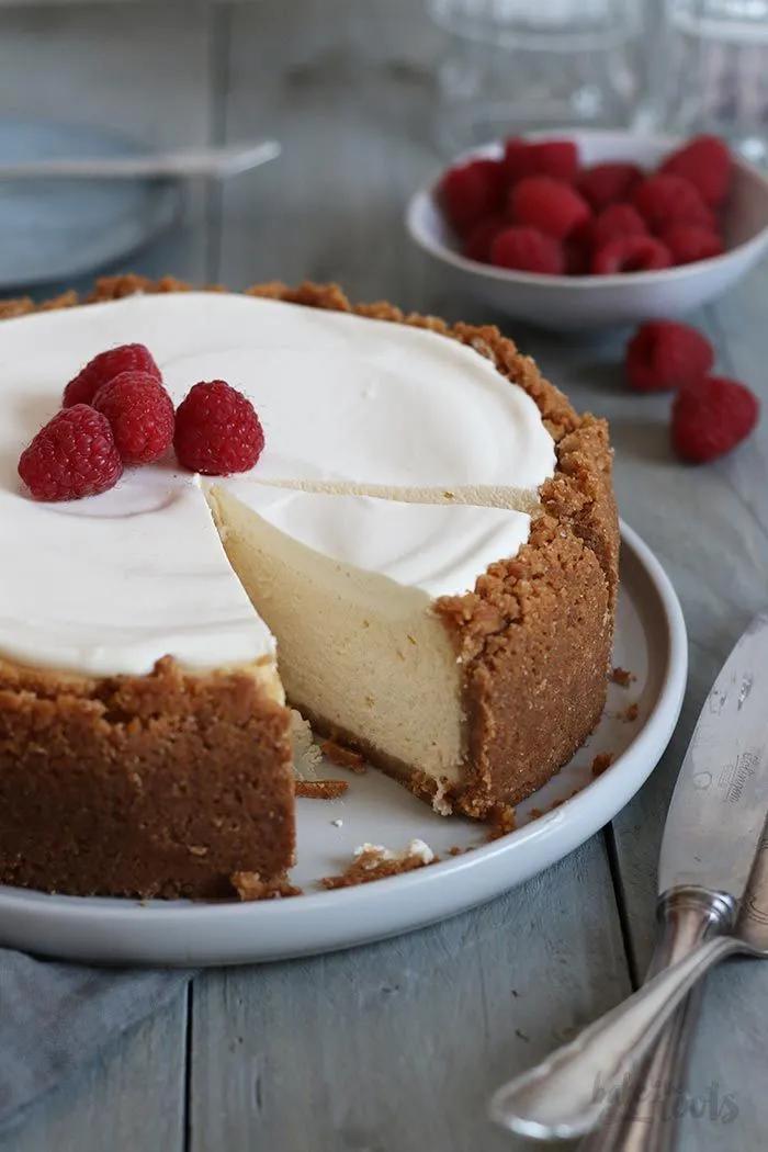 American Cheesecake mit Schmand Topping | Bake to the roots | Rezept ...