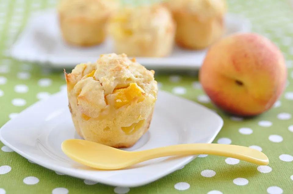 Healthy Cinnamon Peach Muffin Recipe - Super Healthy Kids Peach Muffins ...