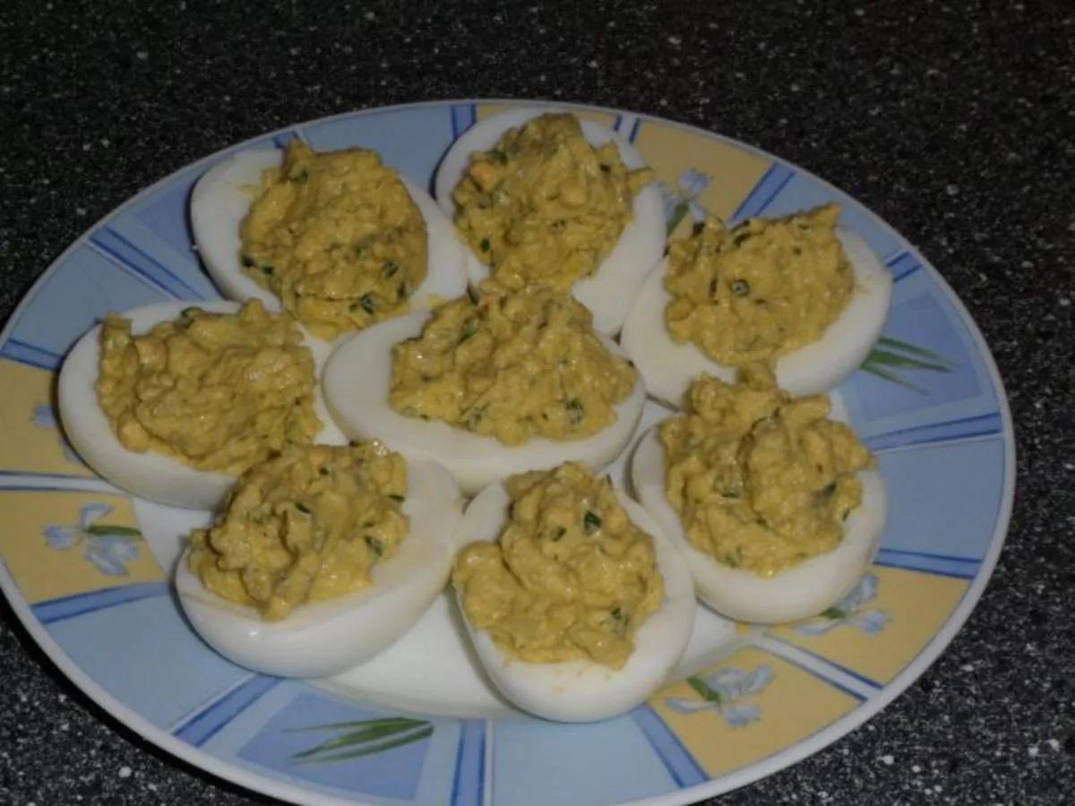 Eier gefüllt mit Avocado - Rezept mit Bild - kochbar.de