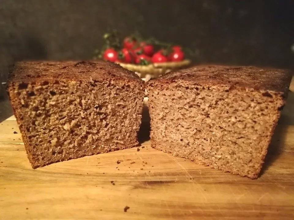 Dänisches Roggenschrotbrot mit Sauerteig von voyaga81 | Chefkoch