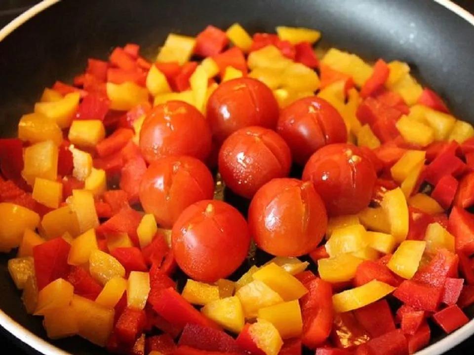 Tomaten-Paprika-Gemüse von ulkig | Chefkoch