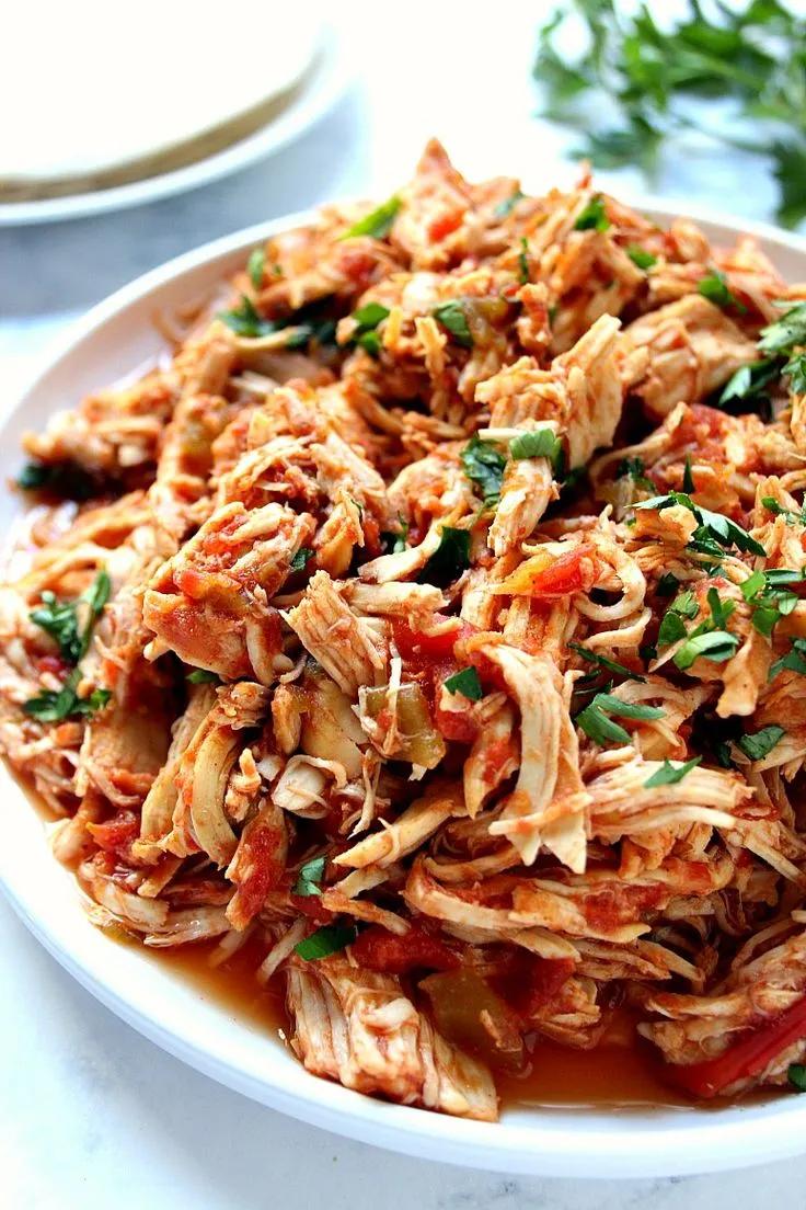 Slow Cooker Mexican Chicken Recipe - super easy and flavorful shredded ...