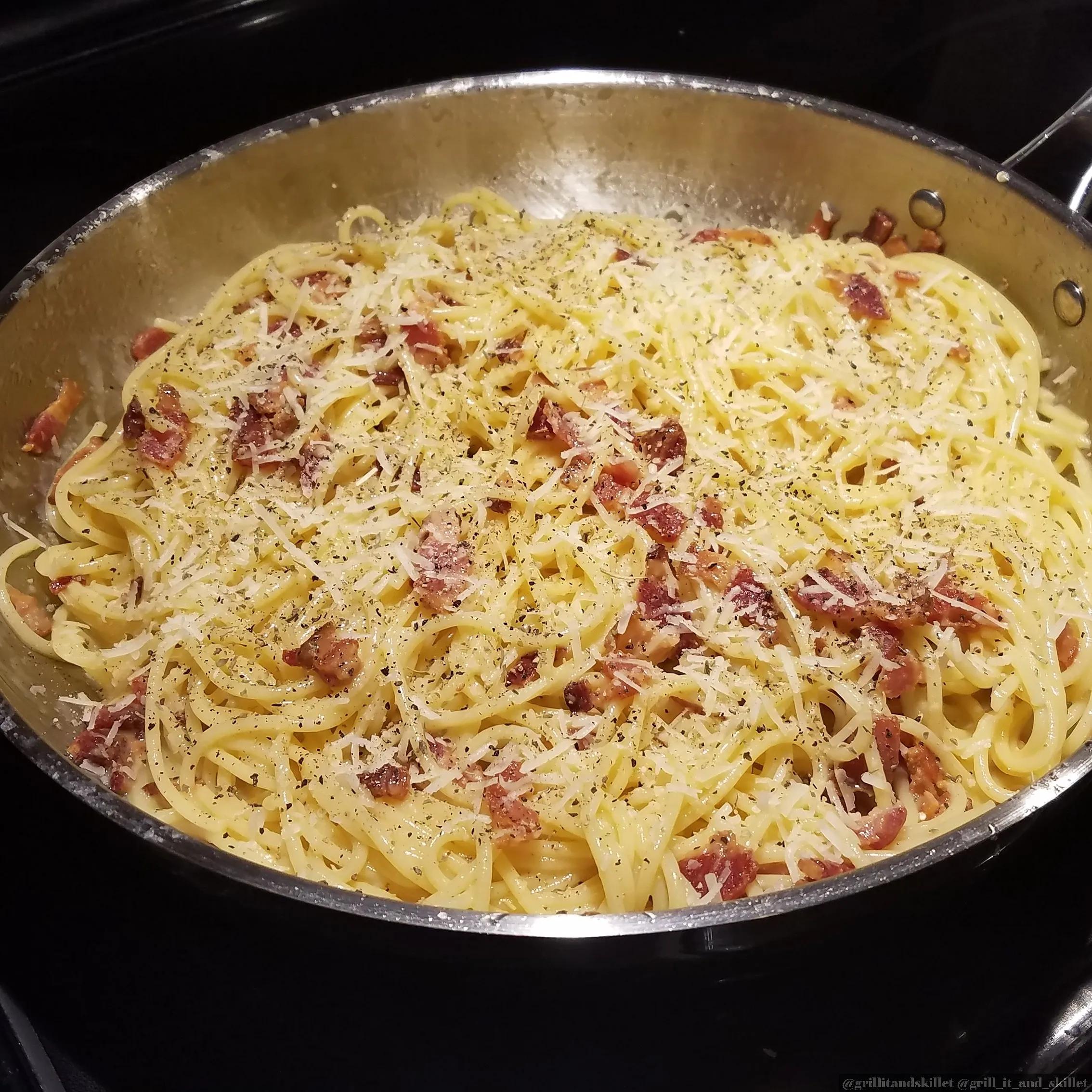 [Homemade] Spaghetti alla Carbonara. Recipe in comments. : r/FoodPorn