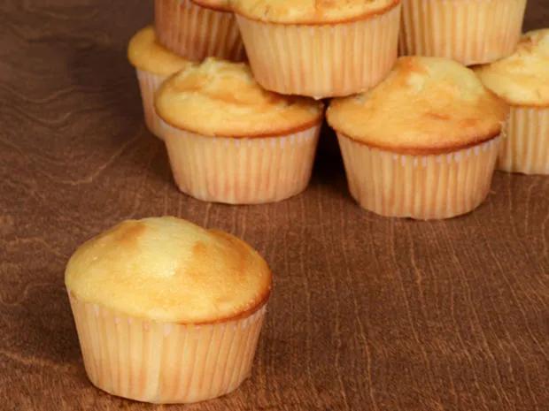 GRUNDREZEPT- &amp;quot;Fluffige Muffins&amp;quot; - Rezept - kochbar.de