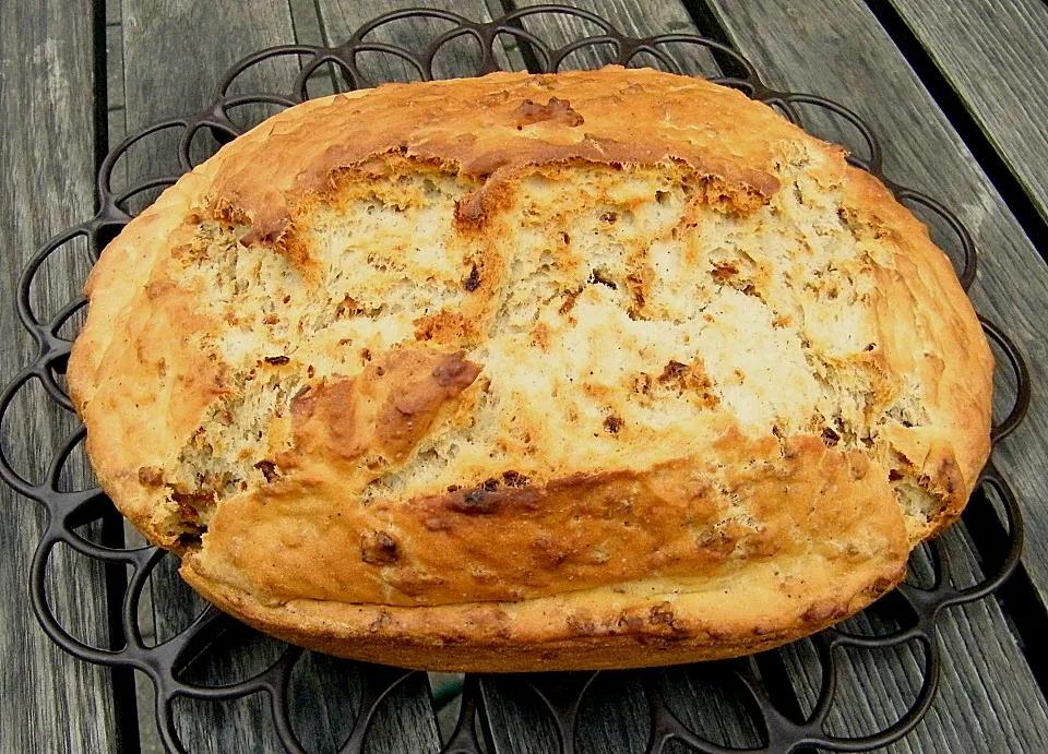 Buttermilch - Zwiebelbrot (Rezept mit Bild) von Sternenkind1981 ...