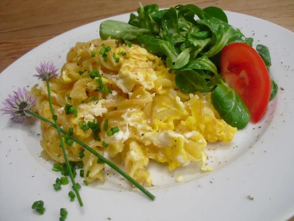 Gebratene Nudeln mit Ei von diana100 | Chefkoch.de