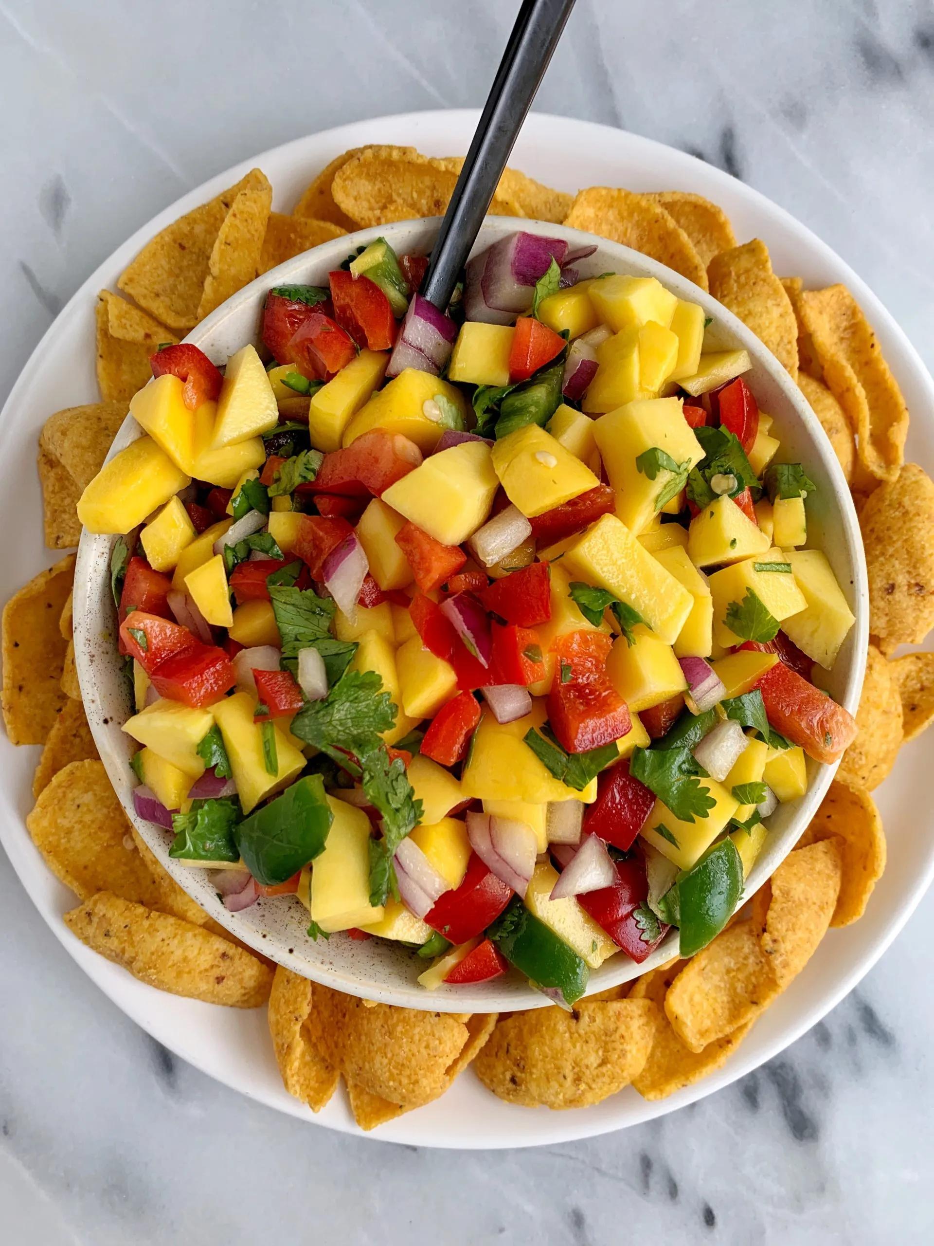 The Best Summery Mango Salsa - rachLmansfield