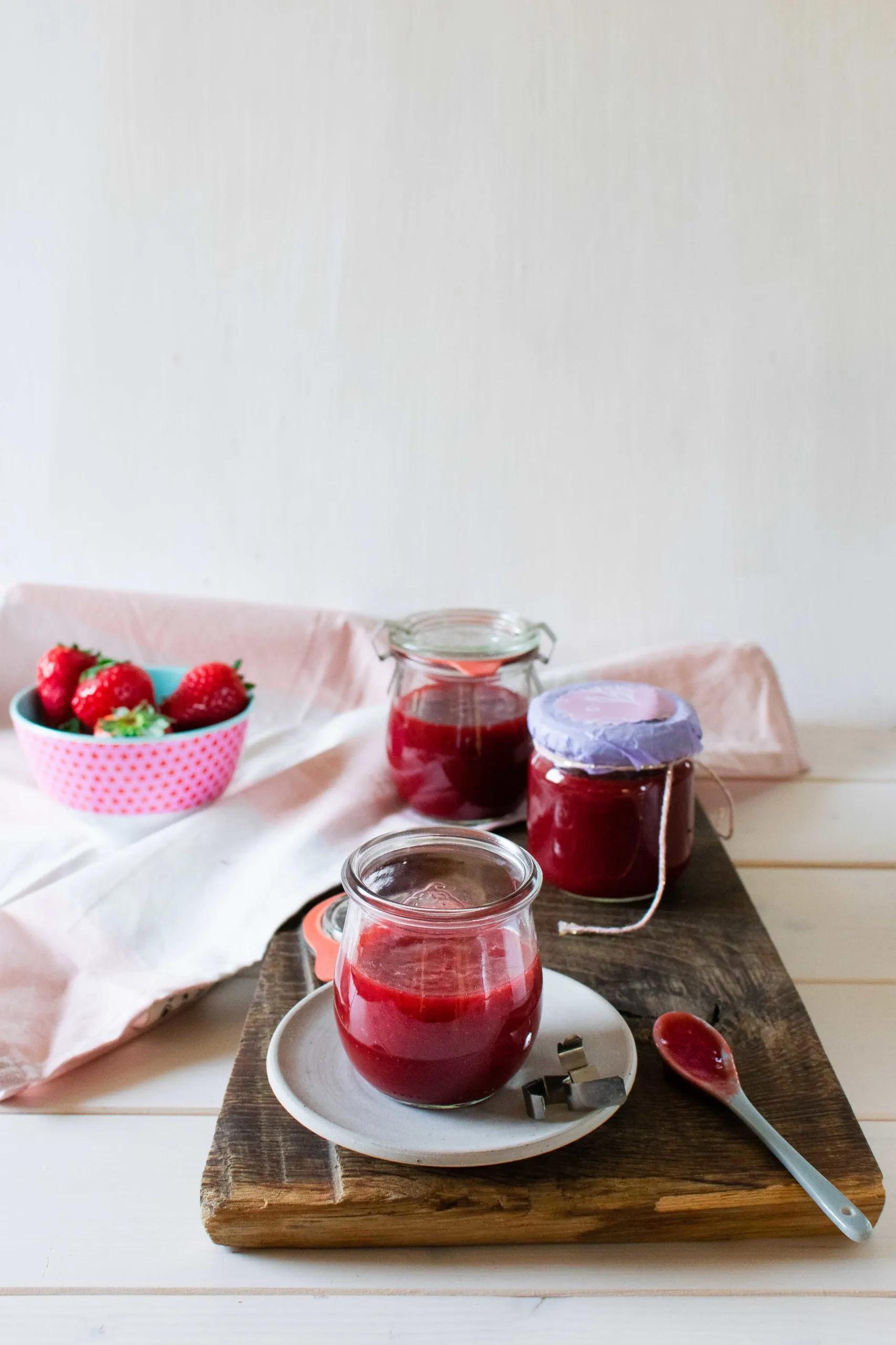 Erdbeer-Rhabarber-Marmelade ohne Gelierzucker - Familien-Essen