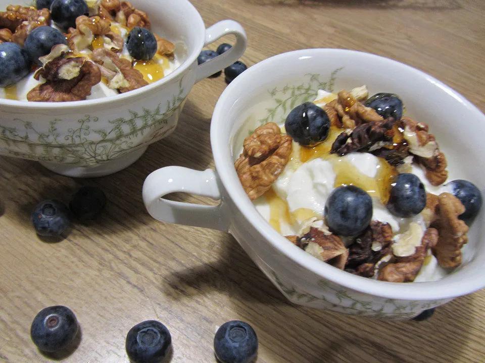 Griechischer Joghurt mit Honig und Walnüssen von Bananinchen | Chefkoch