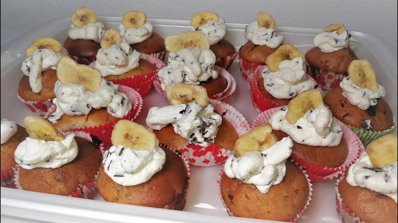 Bananen-Schoko-Muffins laktosefrei - YouTube