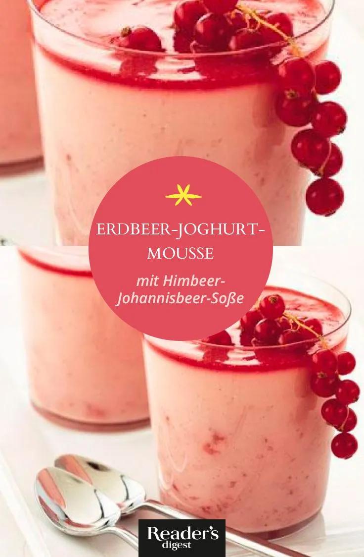 Erdbeer-Joghurt-Mousse mit Himbeer-Johannisbeer-Soße | Rezept ...
