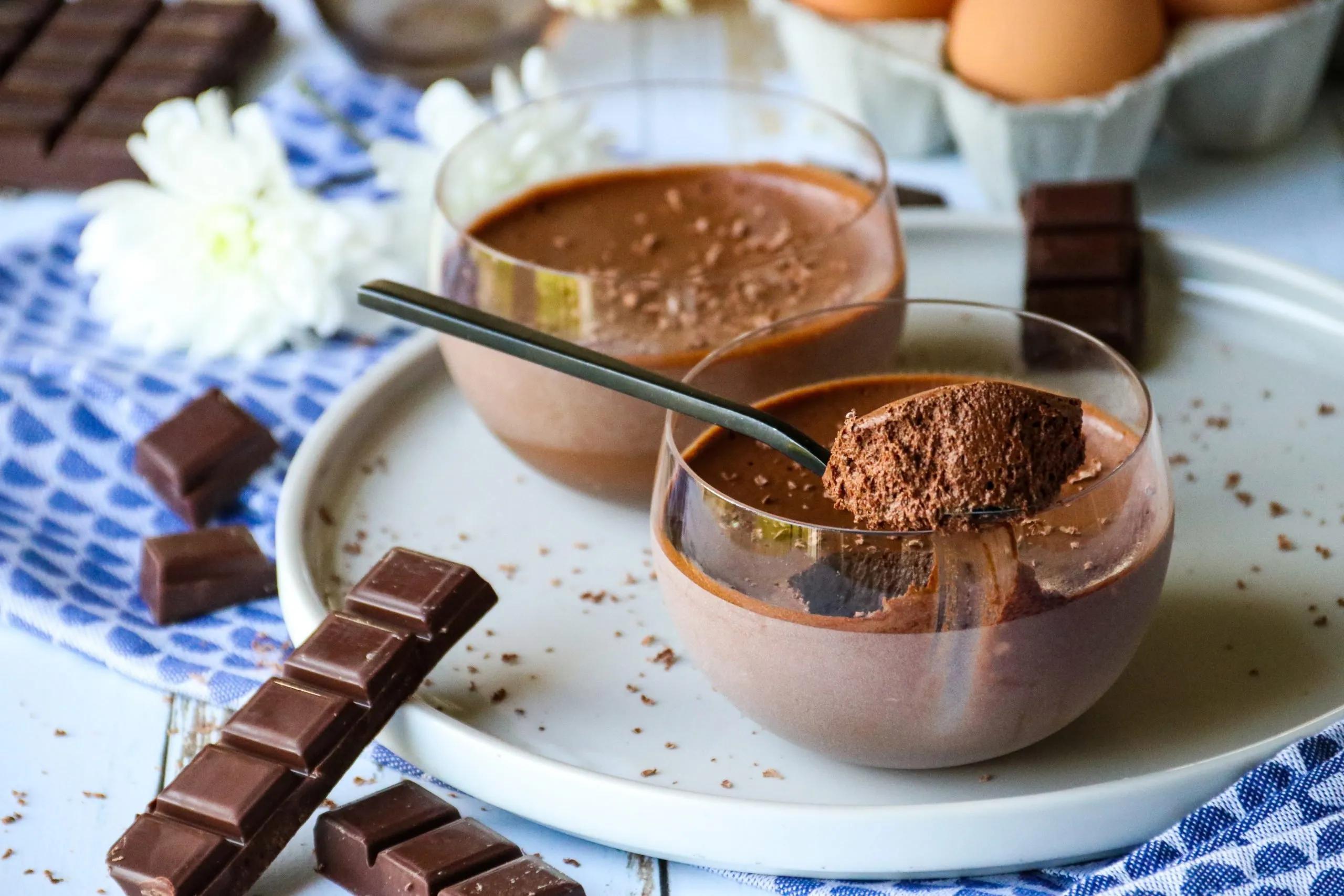 Mousse au chocolat, sans sucre raffiné - healthyfoodcreation