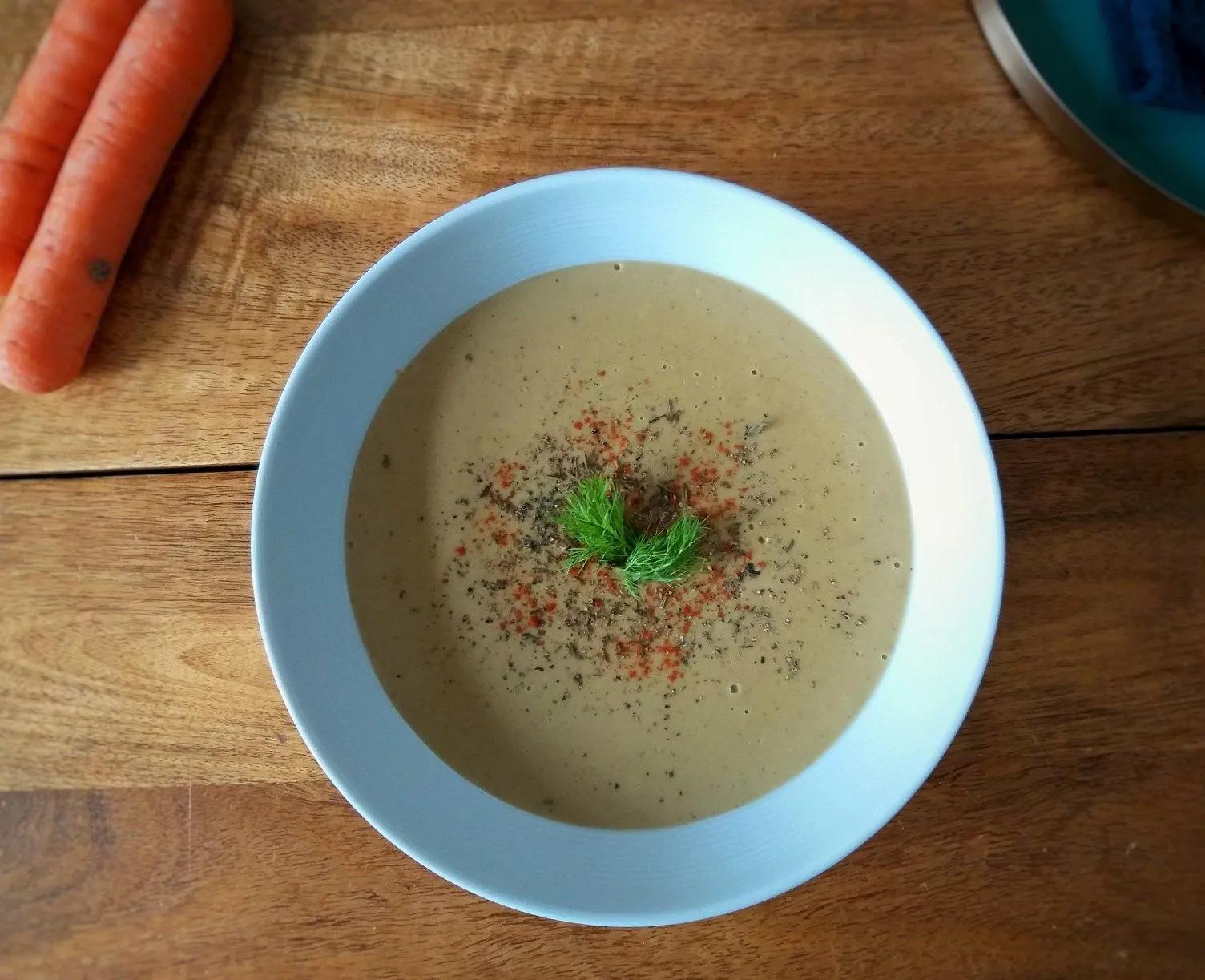 Vegane Auberginen-Suppe mit gegrilltem Gemüse #vegan #vegetarisch # ...