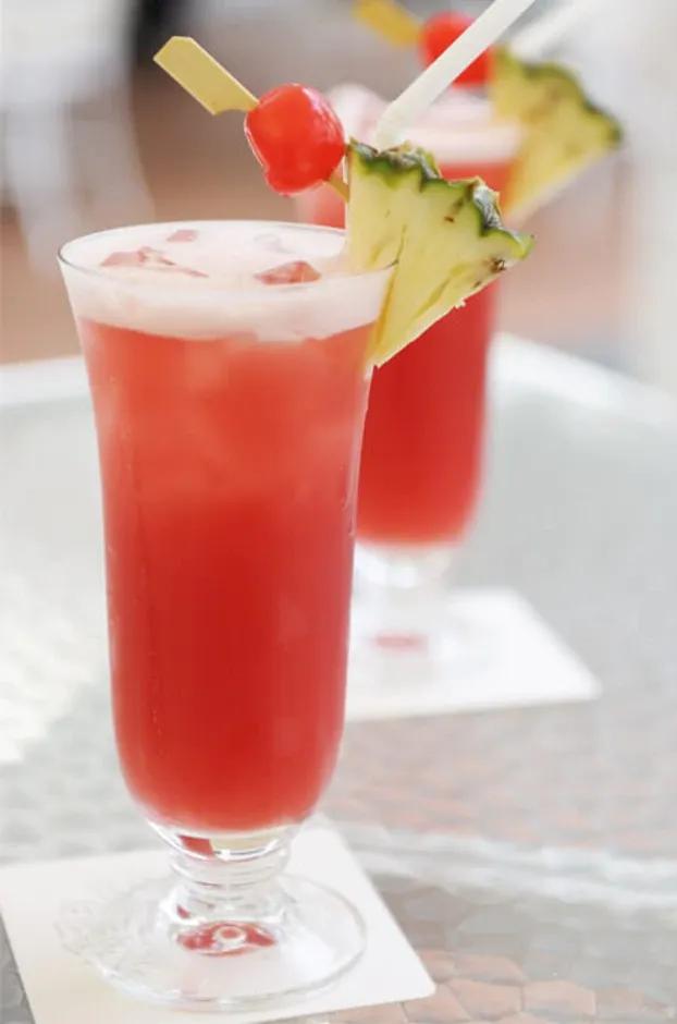 Singapore Sling / Singapore Sling | MixnSip.com / Variations of the ...