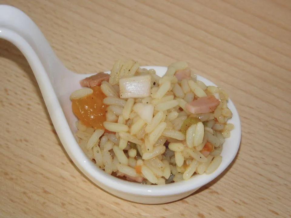 Reissalat mit Kochschinken und Ananas, ein beliebtes Rezept aus der ...