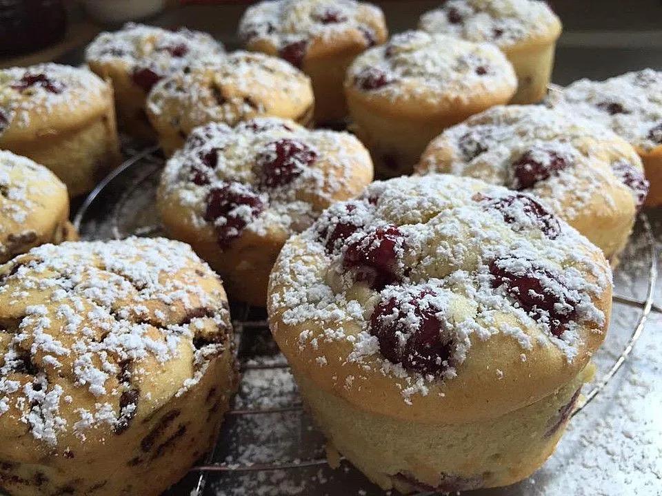 Kirschmuffins von julia84 | Chefkoch | Kirschmuffins, Kuchen und torten ...