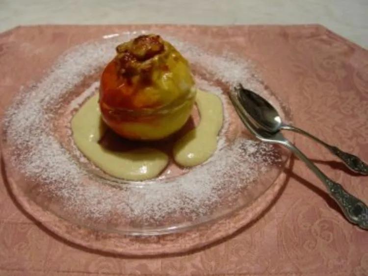 Bratapfel mit schöne Äpfel ( z.B. Elstar) und Marzipan - Rezept mit ...