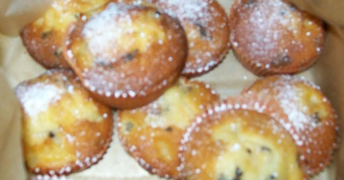 Pfirsich-Schokoladenraspel-Muffins - einfach &amp; lecker | DasKochrezept.de