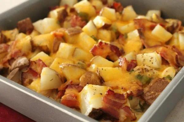 Ein köstlicher Kartoffelauflauf mit Hühnchen und Erbsen | Recipes, Food ...
