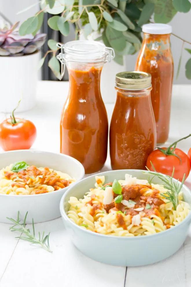Frische Tomatensoße einkochen // einfache Anleitung - feierSun ...