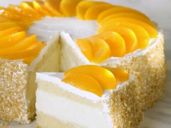 Topfen Quark Pfirsichcreme Torte Im Sommerlichen — Rezepte Suchen