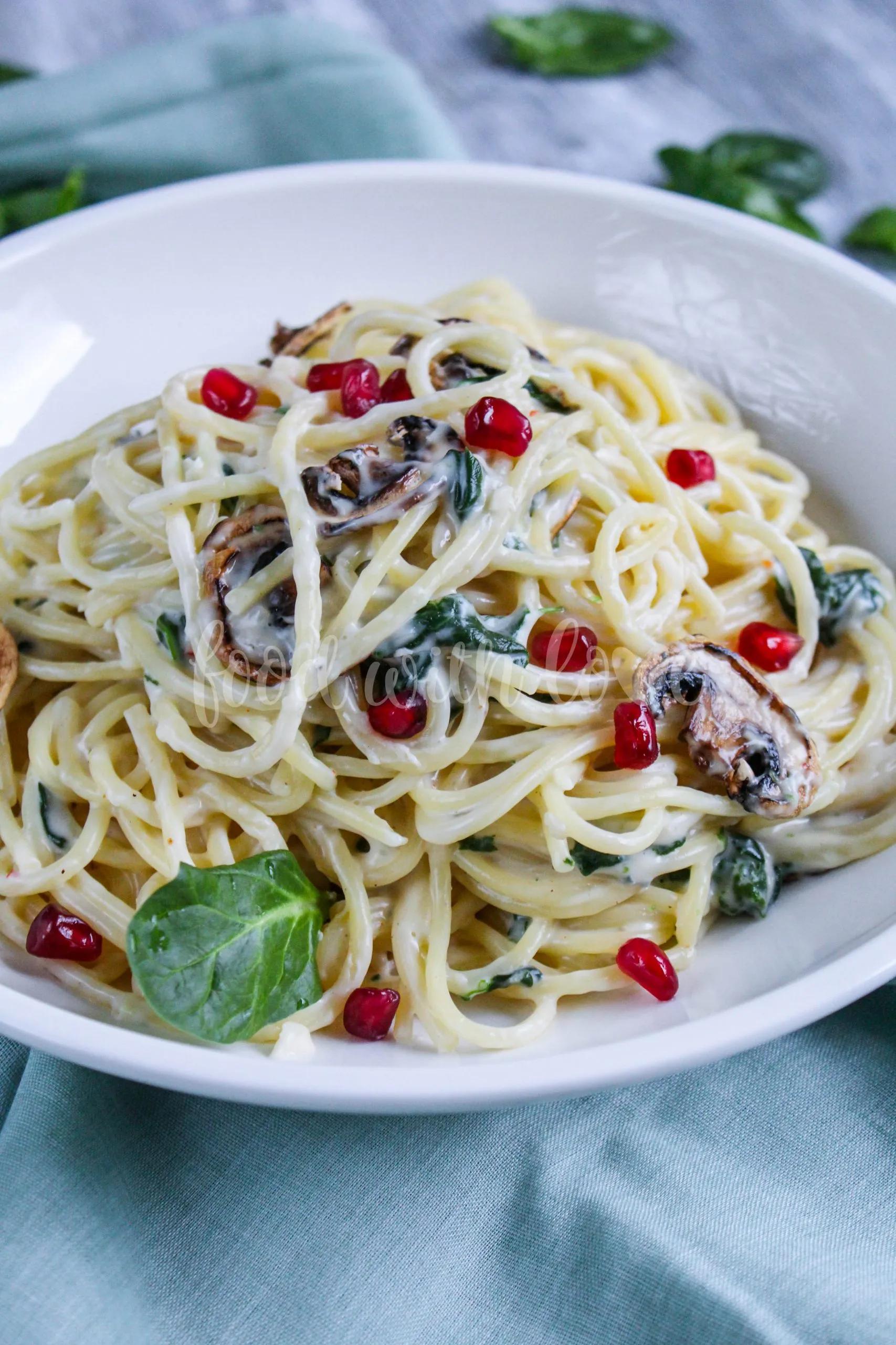 Pasta mit Gorgonzola-Spinat-Sauce – Food with Love – Thermomix Rezepte ...
