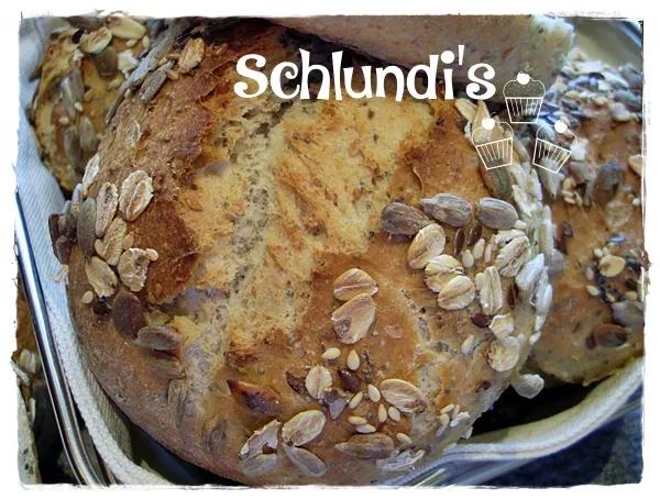 6-Korn-Brötchen – Schlundis
