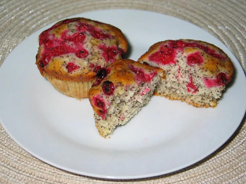 Mohn-Muffins mit Johannisbeeren von Somtam83| Chefkoch
