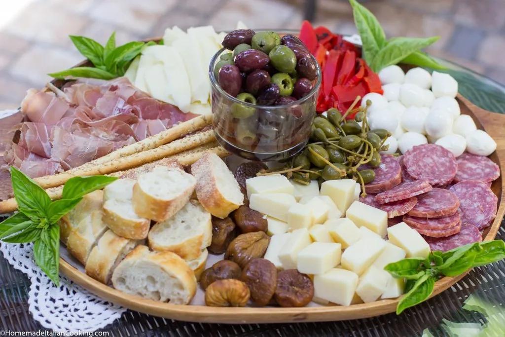 How to make an Italian Antipasto Platter Your Guests will Love ...