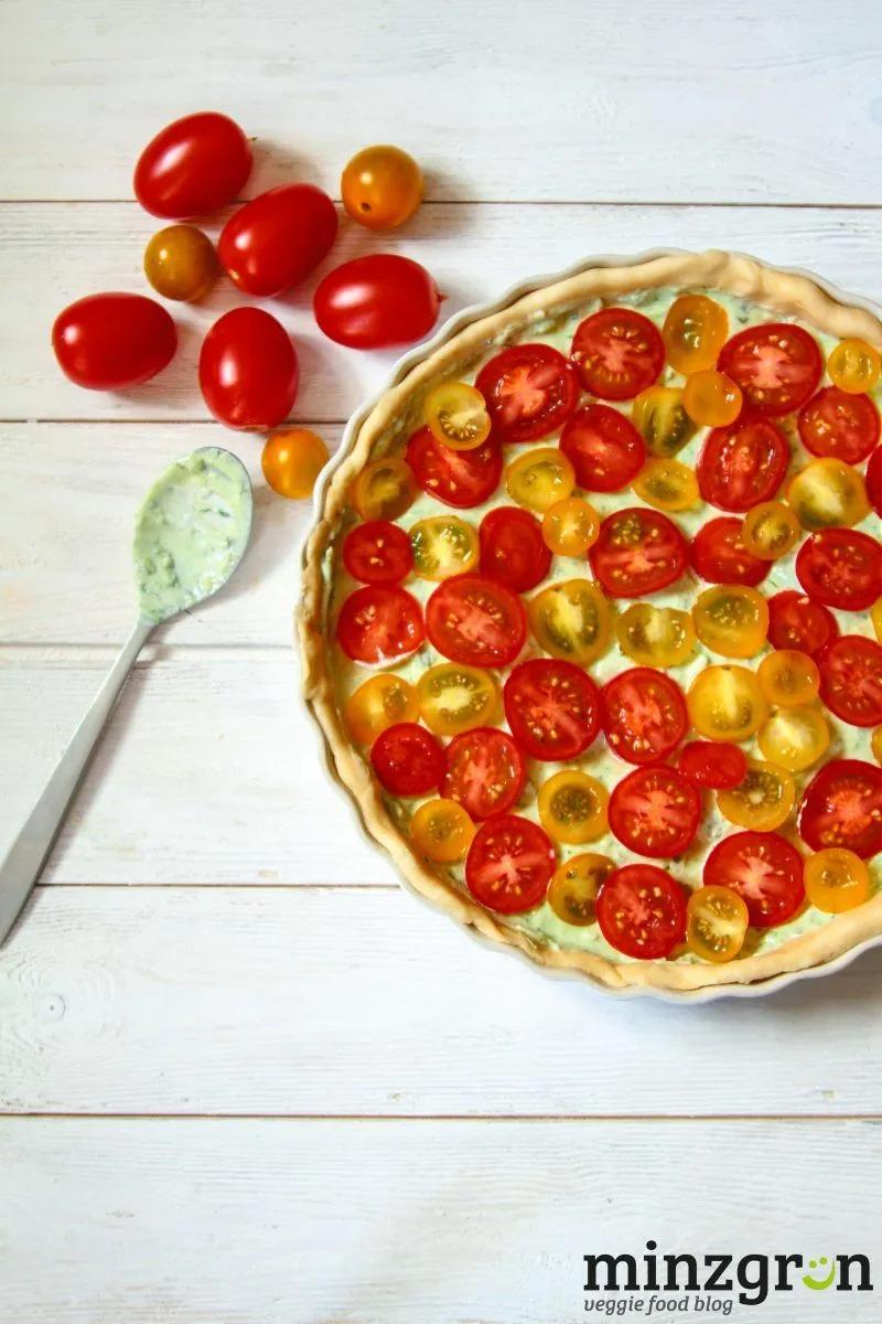 Tomatentarte mit Basilikumquark #7xregional | Lebensmittel essen ...