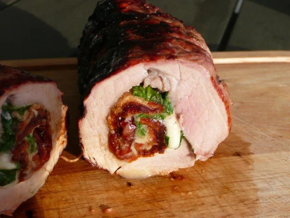 Schweinefilet Caprese mit Rosmarinkartoffeln | Grillforum und BBQ - www ...