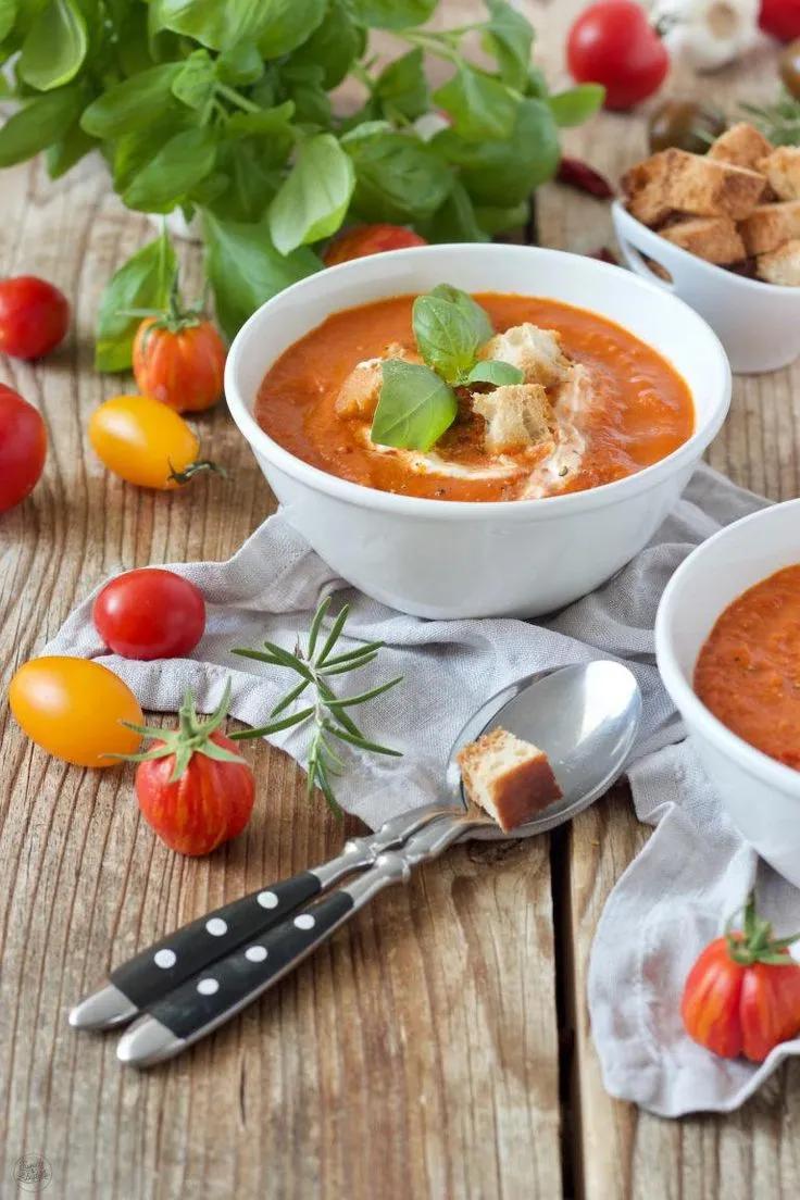 Tomatensuppe aus frischen Tomaten - Rezept - Sweets &amp; Lifestyle ...