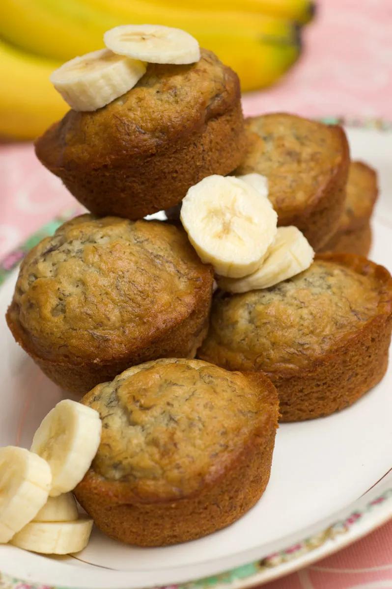 Amazingly Easy (&amp; Delicious) Banana Muffins