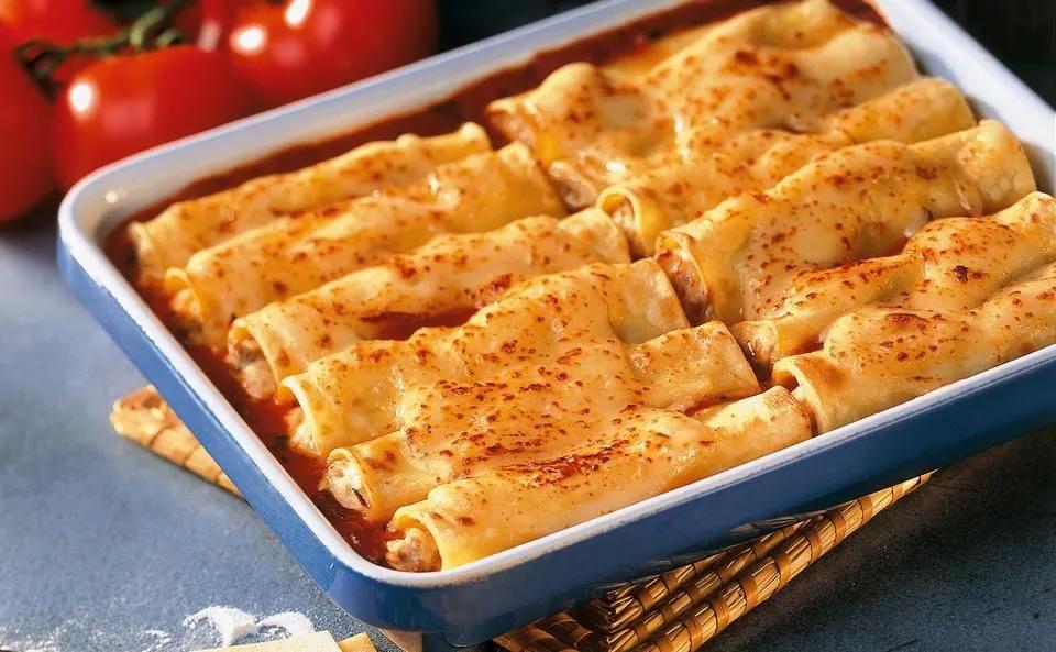 Selbstgemachte Cannelloni mit Fleischfülle • Rezept