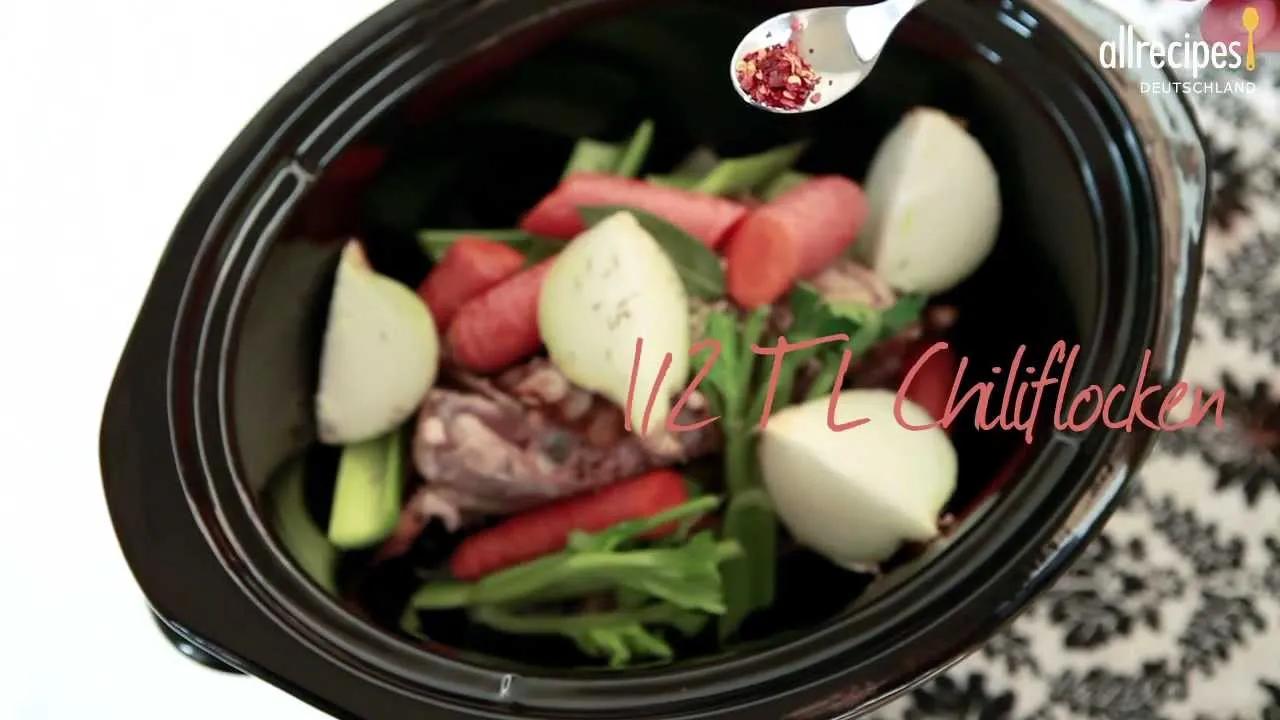Rezept: Selbstgemachte Hühnerbrühe aus dem Slow Cooker - YouTube