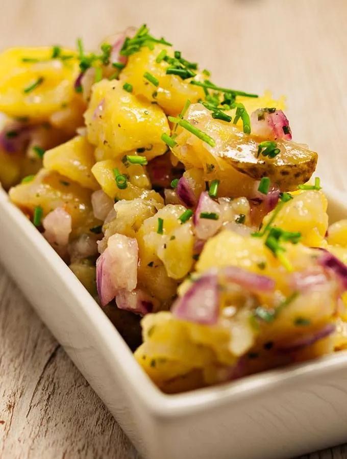 Kartoffelsalat : Der Beste Kartoffelsalat Der Welt Zucker Jagdwurst ...