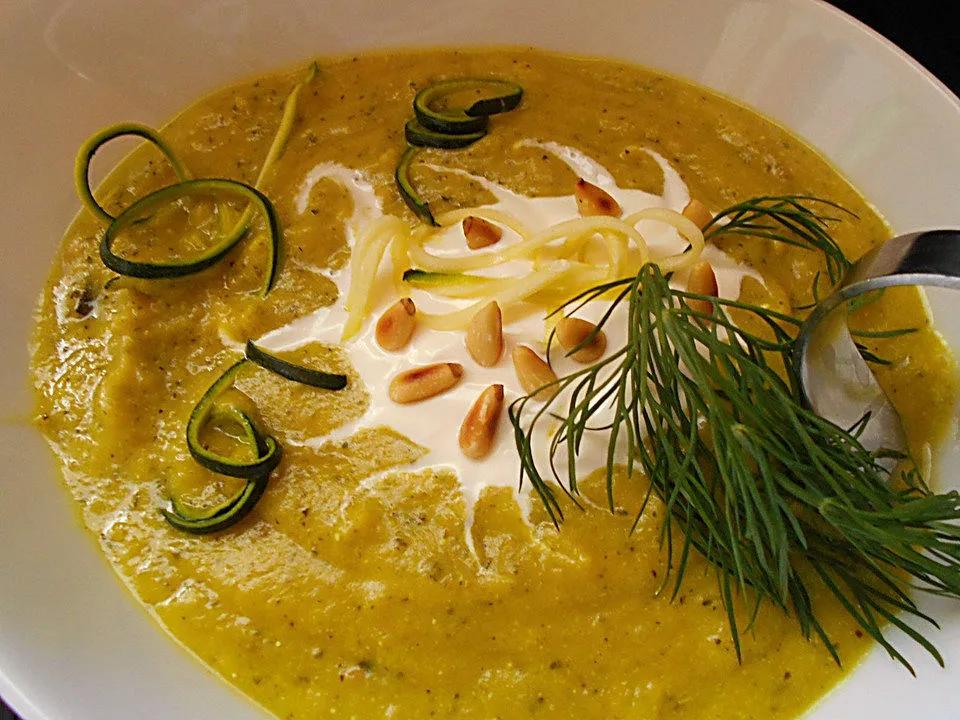 Zucchini-Kartoffel-Suppe von lilymaus06| Chefkoch