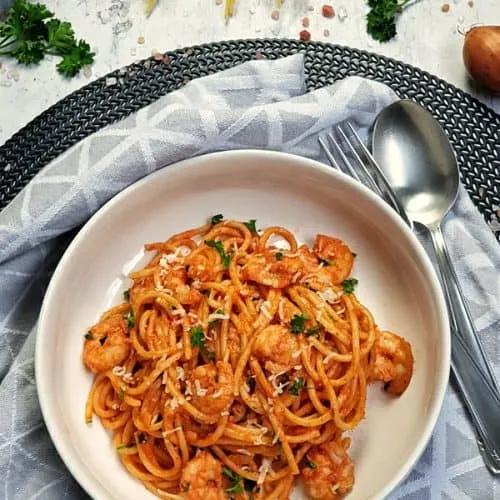 Spaghetti mit Garnelen und Tomatensoße - Lydiasfoodblog